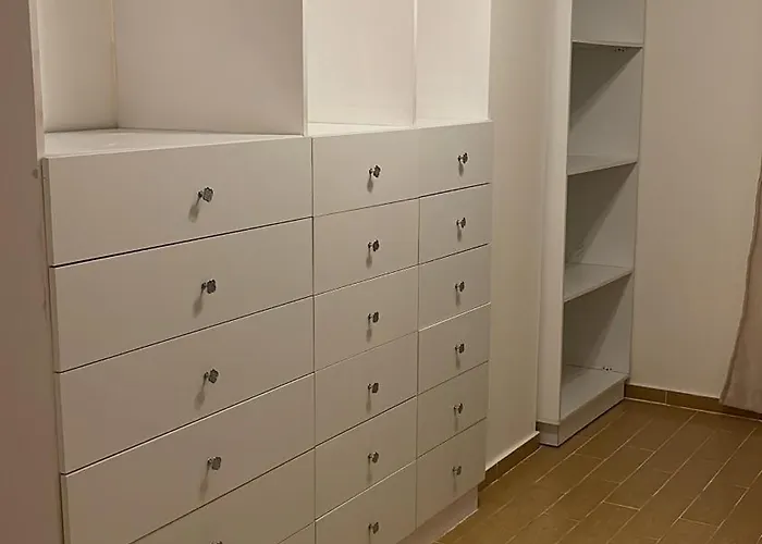 Sea View , 3 Bedrooms In Center Front Of The Sea F 10