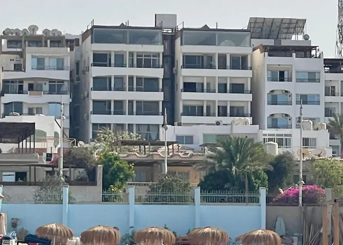 Sea View , 3 Bedrooms In Center Front Of The Sea F 10